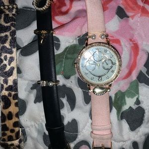 Interchangeable cute watch
